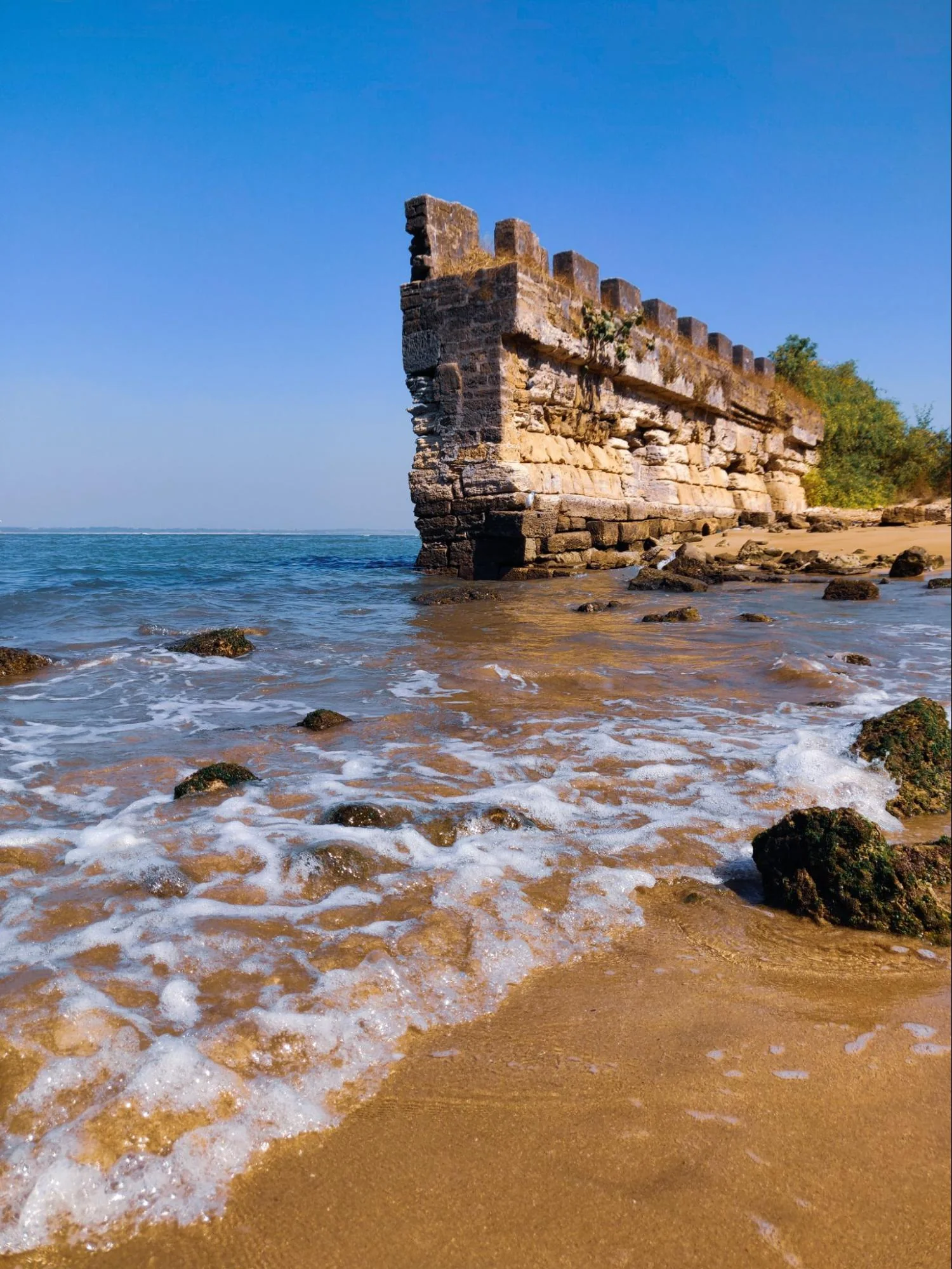 Chapora Fort date back to 1617