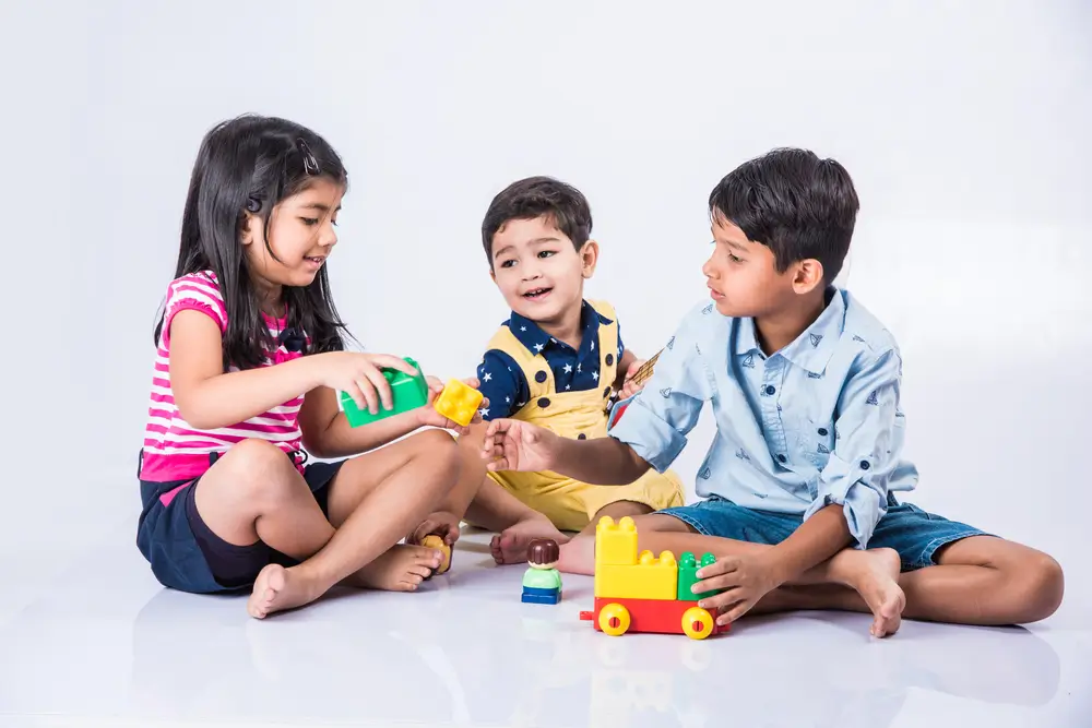 5-Toys-To-Pick-For-Toddlers