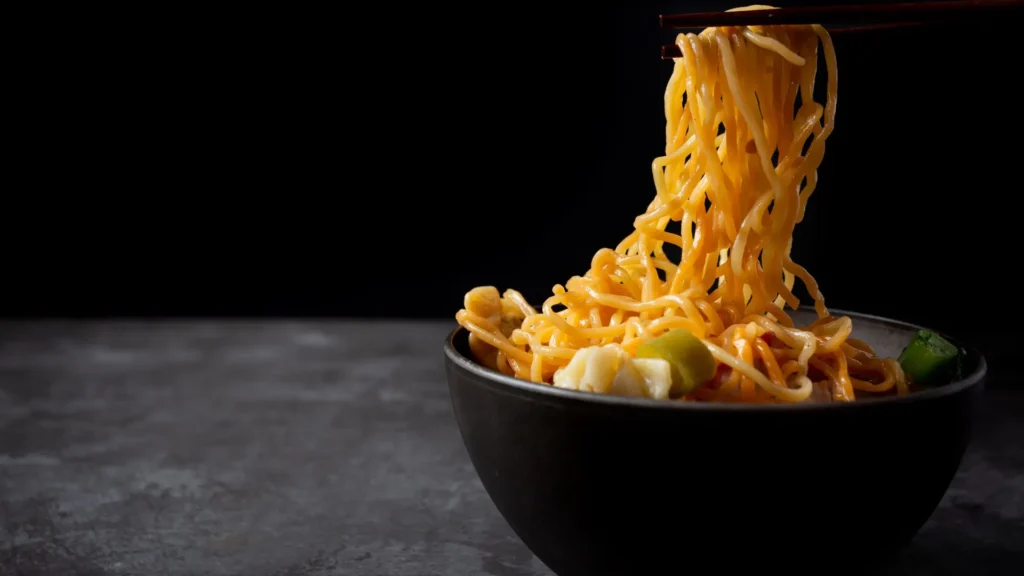 Cheesy-Maggi
