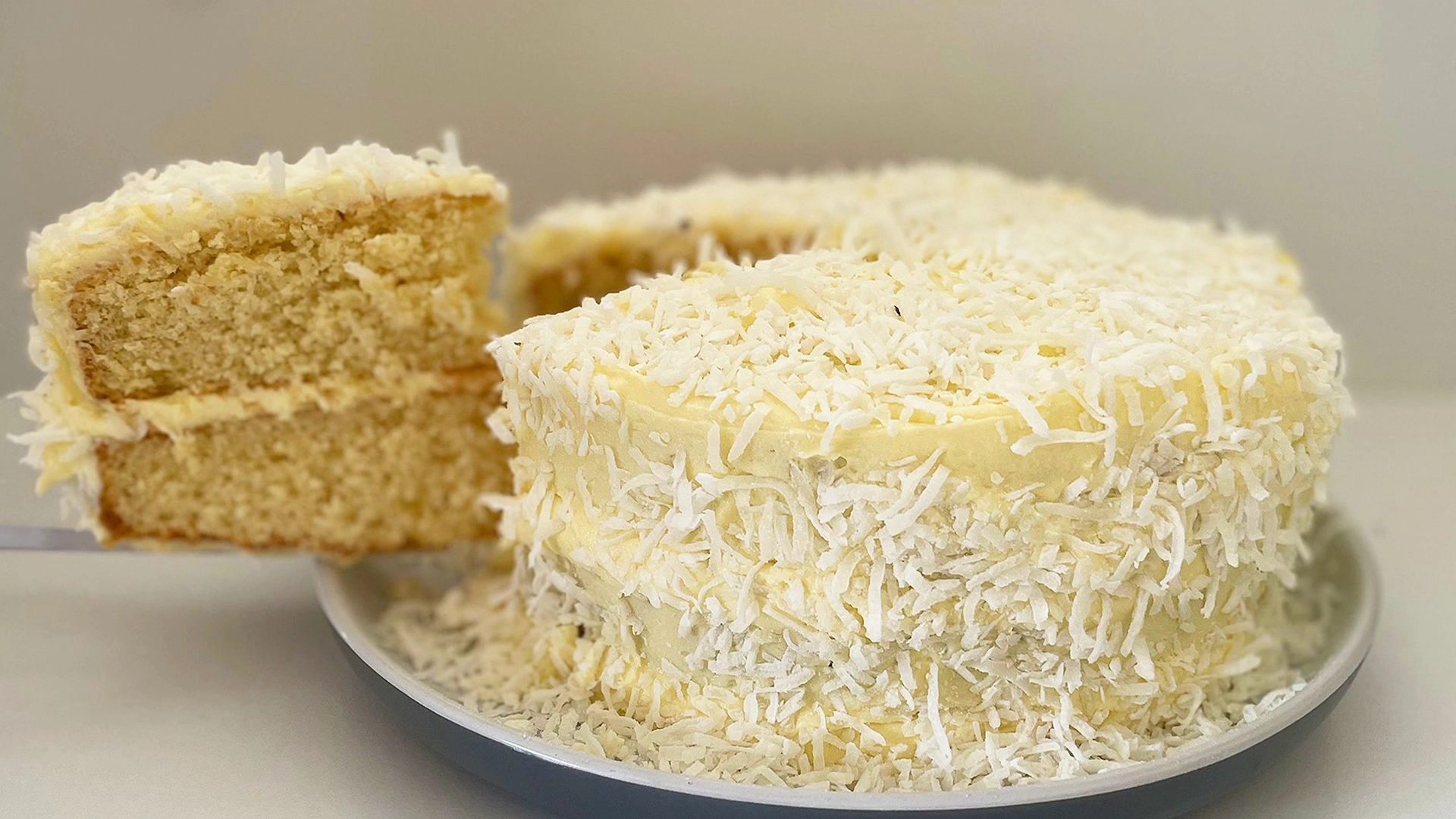 Coconut-Cake