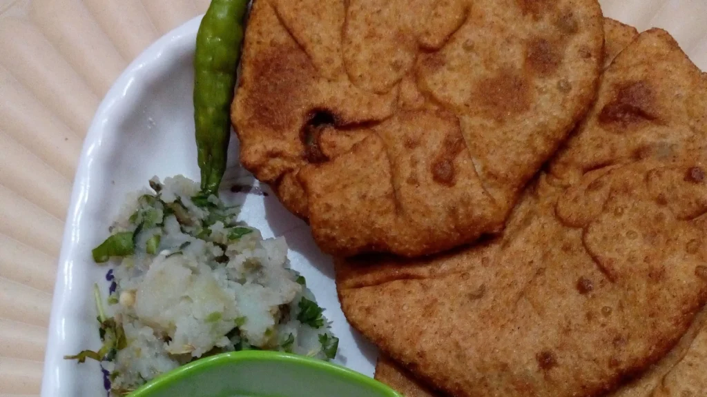 Singhare-Atte-ki-Kachori